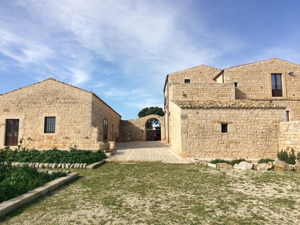 Casale Zappulla Agriturismo Araヴィラ エクステリア 写真